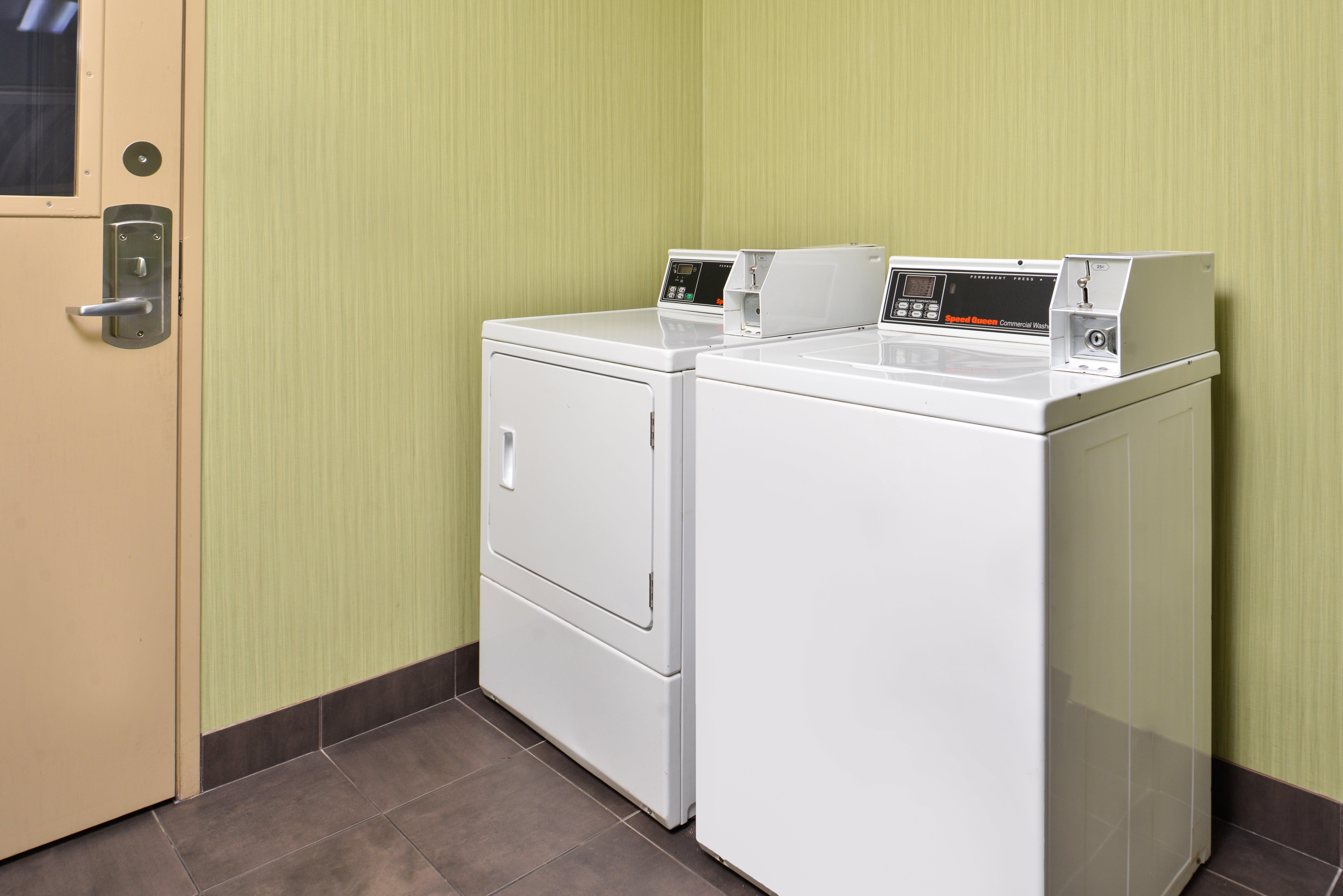 Holiday Inn Express Montgomery East I-85 By Ihg Eksteriør billede