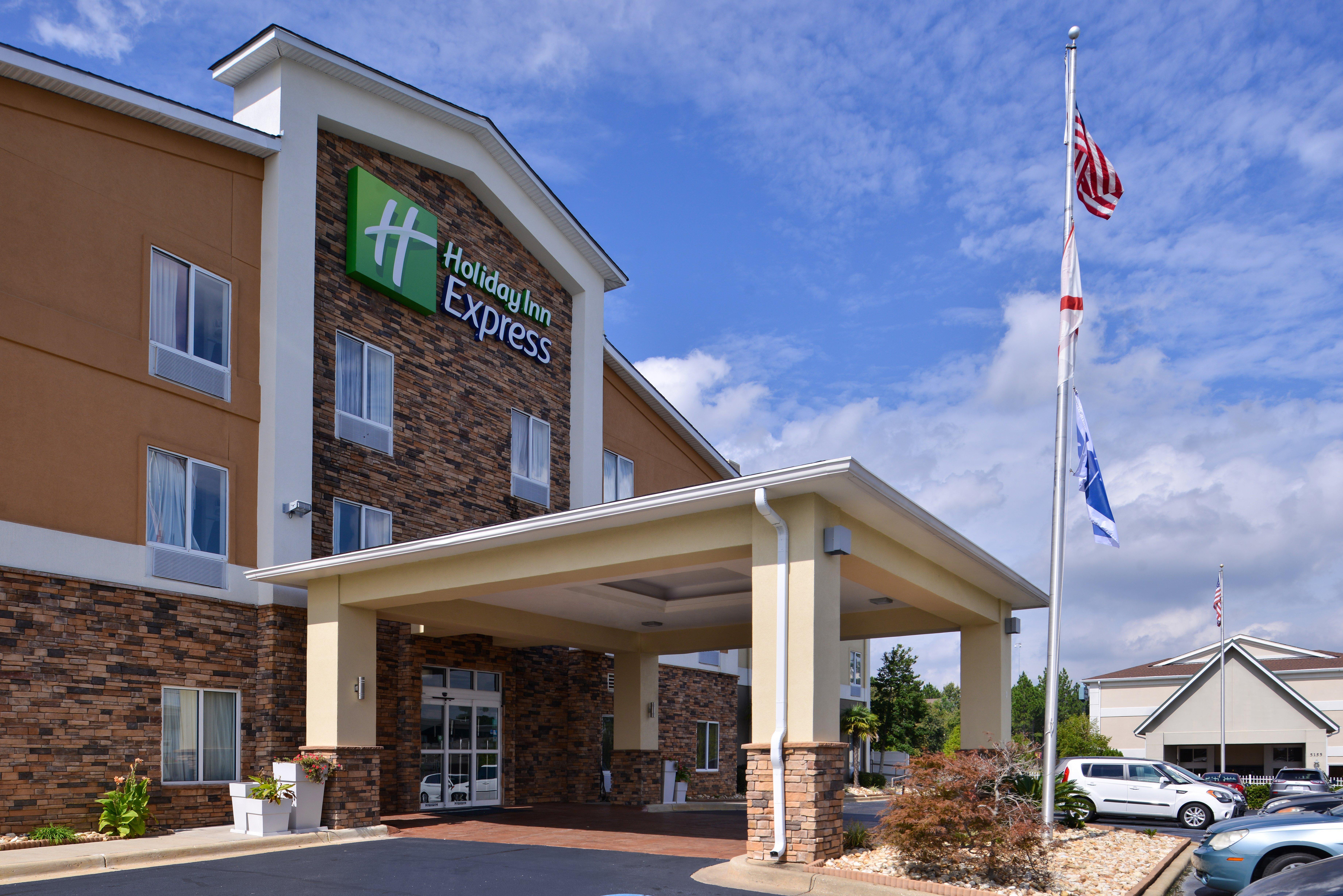 Holiday Inn Express Montgomery East I-85 By Ihg Eksteriør billede