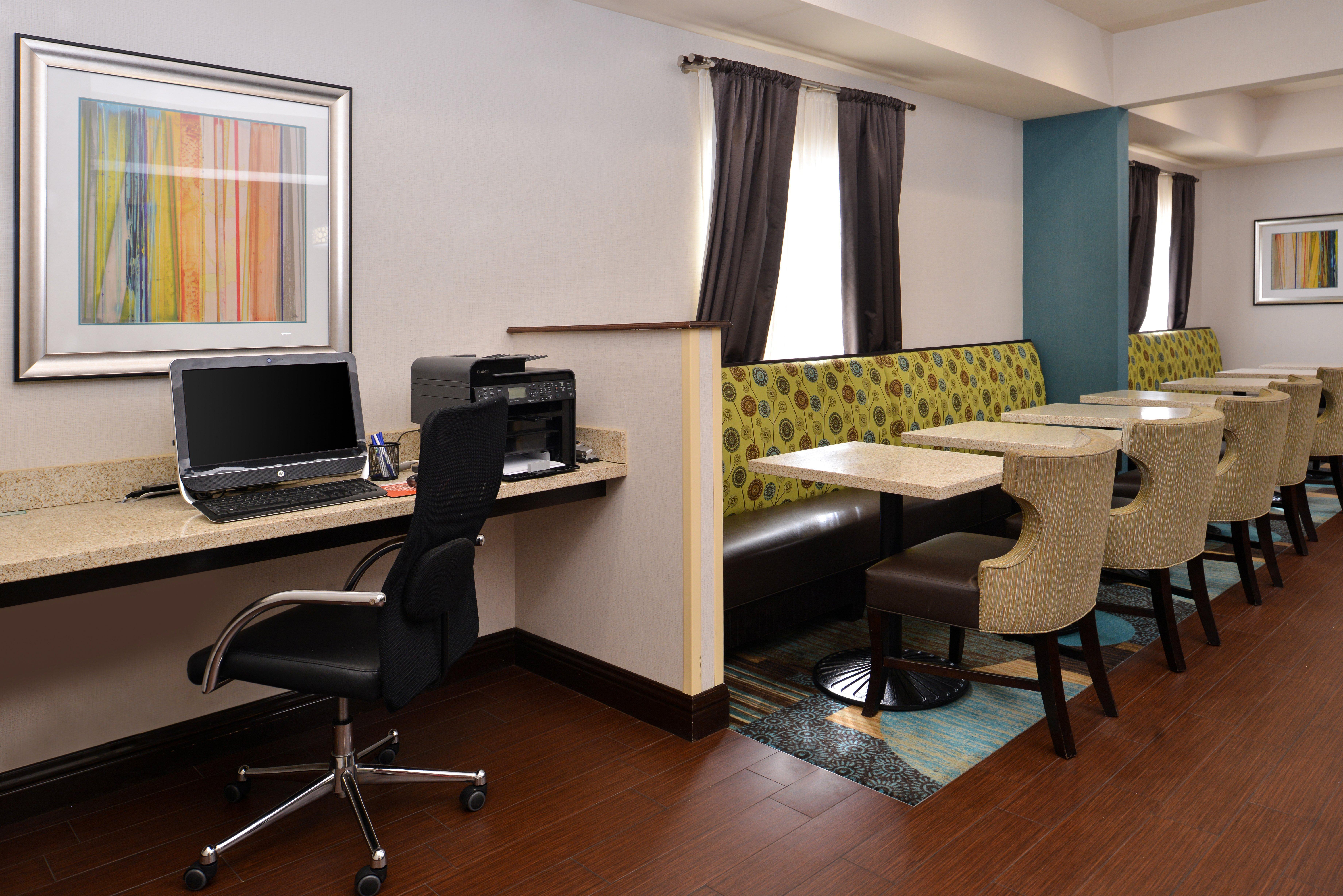 Holiday Inn Express Montgomery East I-85 By Ihg Eksteriør billede