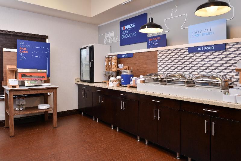 Holiday Inn Express Montgomery East I-85 By Ihg Eksteriør billede